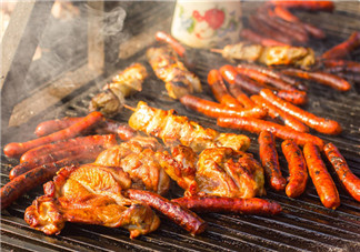 吃燒烤發(fā)朋友圈配文字 吃燒烤怎么發(fā)朋友圈經(jīng)典句子