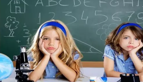 五歲小孩吃飯慢邊吃邊玩怎么辦 五歲小孩寫作業和吃飯慢解決方法 五歲小孩吃飯慢邊吃邊玩怎么辦 五歲小孩寫作業和吃飯慢解決方法