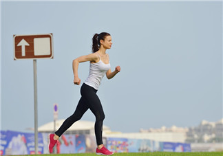 飯前運動好還是飯后運動好 一天什么時候運動最好 飯前運動好還是飯后運動好 一天什么時候運動最好