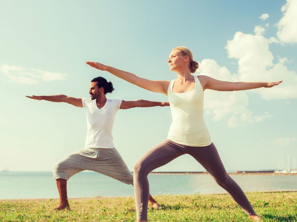 飯前運動好還是飯后運動好 一天什么時候運動最好 飯前運動好還是飯后運動好 一天什么時候運動最好