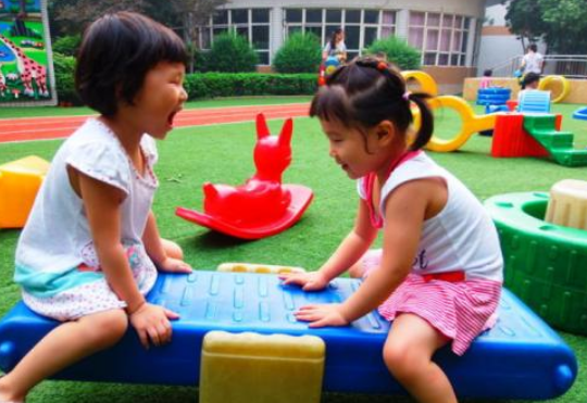 給小孩轉幼兒園好不好 小孩中途轉幼兒園合適嗎