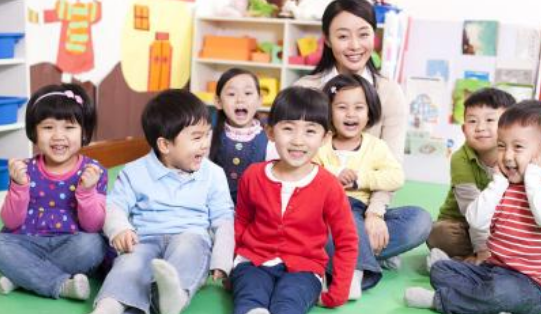 上幼兒園經常尿濕褲子怎么辦 小孩尿褲子怎么和老師溝通