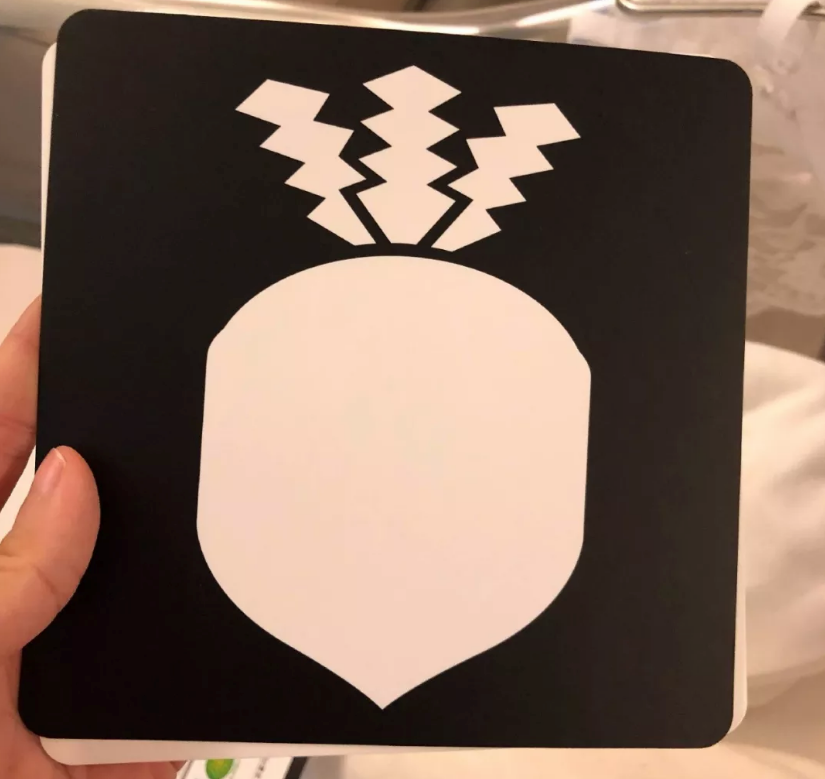 李晟李佳航如何教寶寶早教 月子里的寶寶怎樣早教