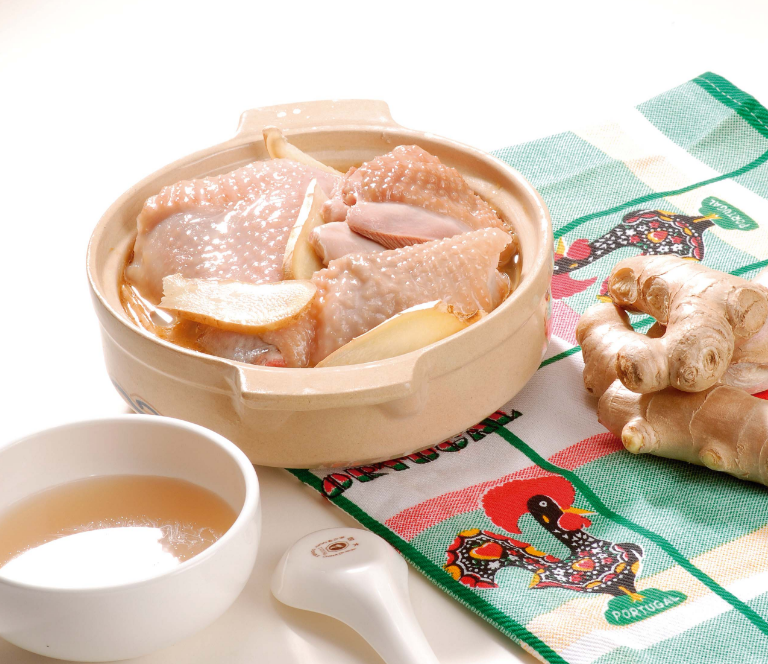 生完小孩后住月子中心好還是請月嫂好 生完小孩后住月子中心好還是請月嫂好