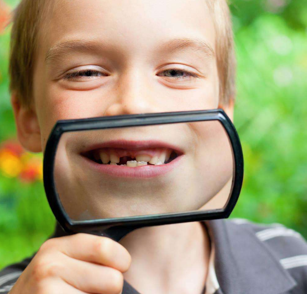 孩子牙齒亂打鼾需要矯正牙齒嗎 寶寶矯正牙齒怎么做