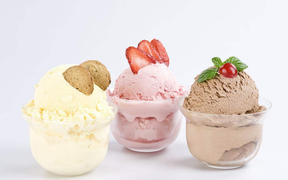 吃到冰淇淋后表達心情好的句子 夏季吃冰淇淋心情好的說說朋友圈2018 吃到冰淇淋后表達心情好的句子 夏季吃冰淇淋心情好的說說朋友圈2018