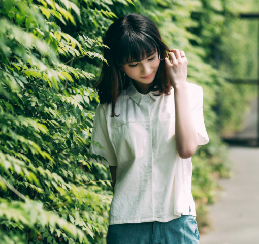 夏天皮膚曬紅了很疼怎么辦 夏季皮膚曬傷護理攻略指南