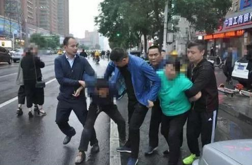 賣掉親生女兒買化妝品怎么回事 賣掉的女兒找到了嗎 賣掉親生女兒買化妝品怎么回事 賣掉的女兒找到了嗎
