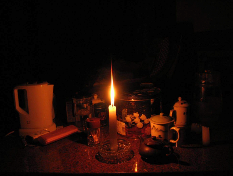 2018夏天大半夜停電的心情說說 關(guān)于夏天大半夜停電的幽默說說