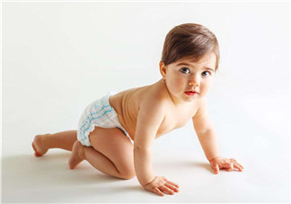 夏季如何保證寶寶的衛(wèi)生 1歲以下寶寶衛(wèi)生護(hù)理小常識