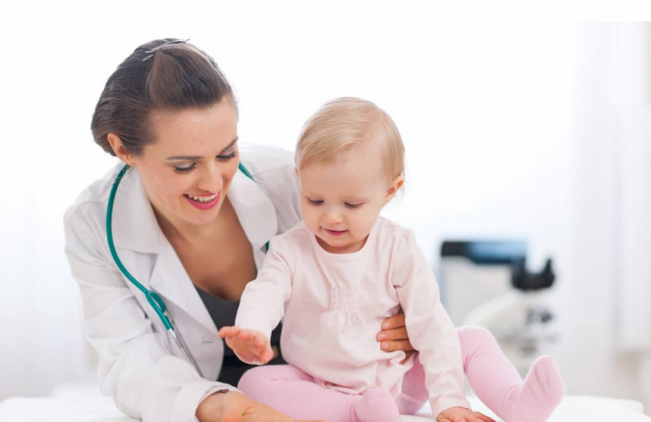 夏季如何保證寶寶的衛(wèi)生 1歲以下寶寶衛(wèi)生護(hù)理小常識