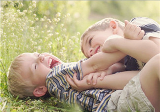 缺乏自信的孩子怎么辦 如何讓孩子自信起來2018