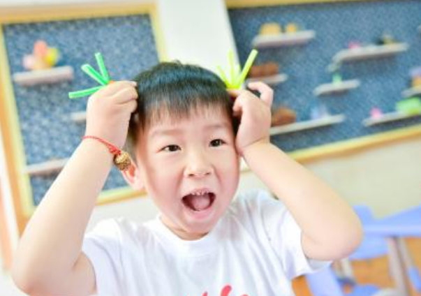 小孩性格自負逞強怎么辦 小孩性格自負逞強學什么運動