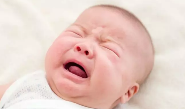 三歲小孩上床后還是興奮怎么辦 小孩每天10點以后才睡怎么教育