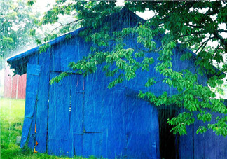 夏天連續暴雨的心情短語 2018夏季暴雨不斷的感慨說說朋友圈 夏天連續暴雨的心情短語 2018夏季暴雨不斷的感慨說說朋友圈