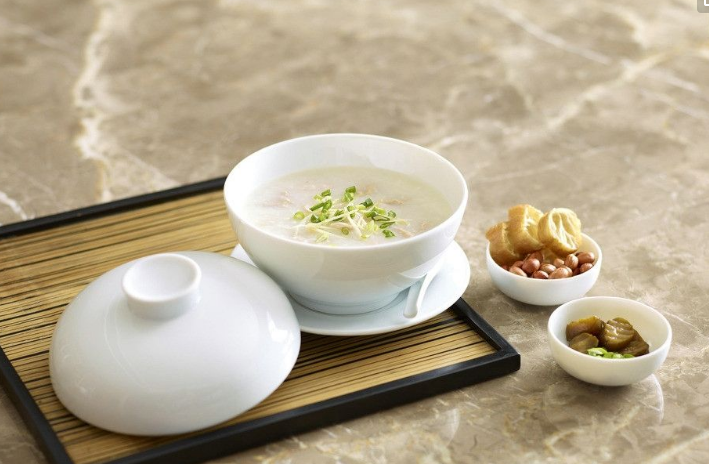 吃什么食物降尿酸最快 尿酸高不能吃什么呢 吃什么食物降尿酸最快 尿酸高不能吃什么呢