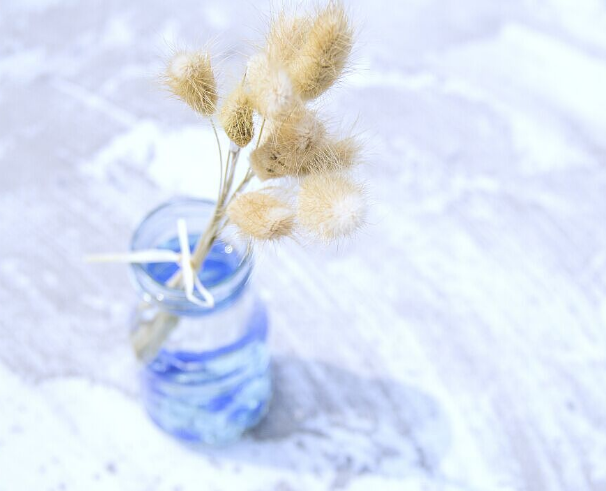 來月經第一天的心情說說 形容月經肚子痛的說說句子短語