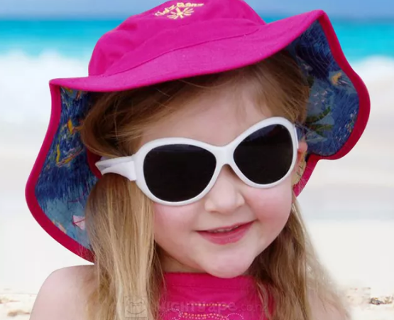 6個月內的寶寶夏天怎么防曬 6個月內的寶寶能涂防曬霜嗎