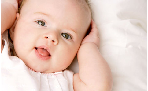 夏天怎么給寶寶穿衣 夏季穿衣件數有講究 夏天怎么給寶寶穿衣 夏季穿衣件數有講究