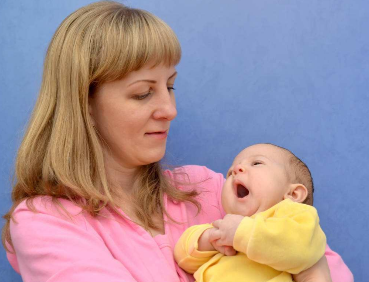 寶寶四個月有什么變化 四個月的寶寶會哪些動作