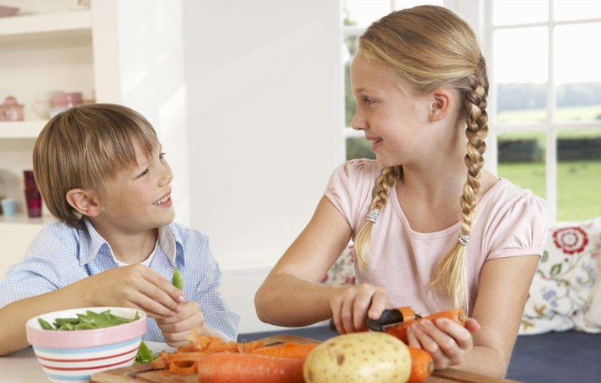 孩子拉出帶血的大便是什么原因 為什么孩子會拉帶血的大便2018 孩子拉出帶血的大便是什么原因 為什么孩子會拉帶血的大便2018