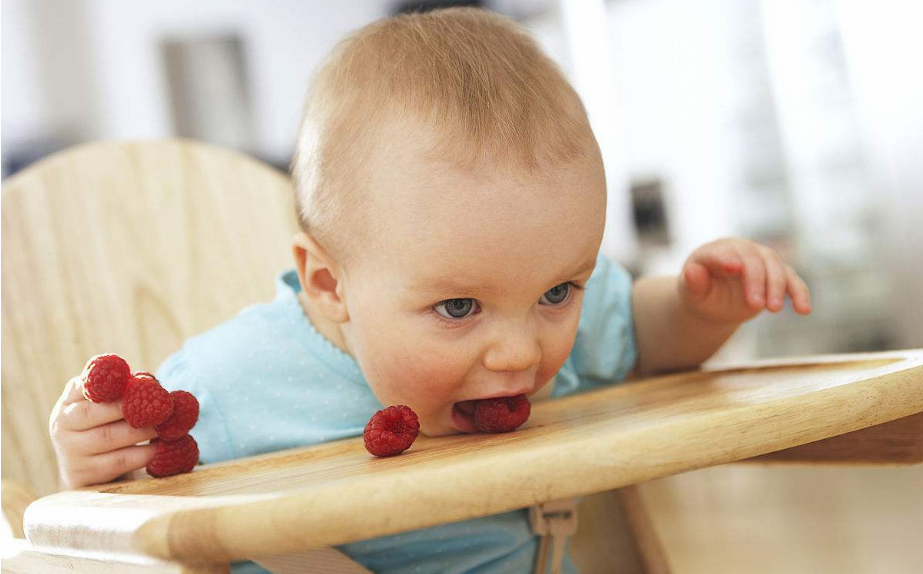 寶寶是吃貨的說說搞笑句子 孩子只長了吃心的心情說說朋友圈精選