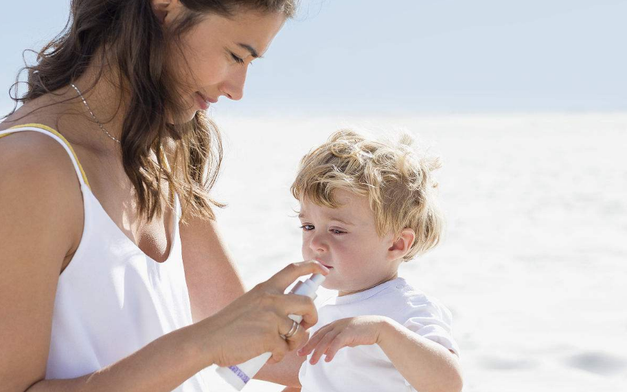寶寶出門怕熱怎么辦 夏季帶寶寶出門如何預防寶寶中暑