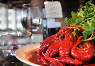 小龍蝦吃多了為什么胃難受  拒絕過量偏向安全部位