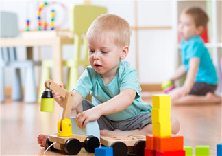 陪孩子過六一的心情說說 媽媽感慨陪伴孩子的句子短語 陪孩子過六一的心情說說 媽媽感慨陪伴孩子的句子短語