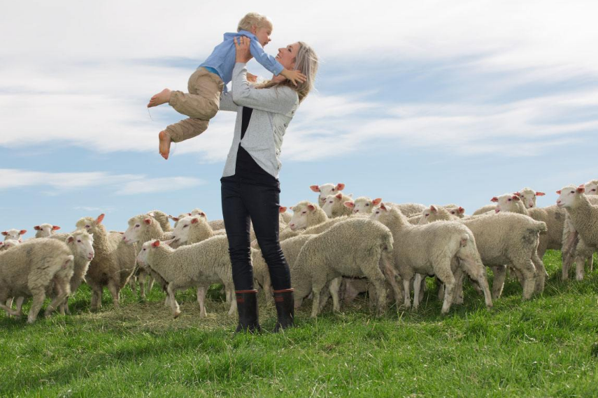 羊奶比配方奶更好嗎 羊奶是最好的奶粉嗎2018