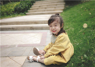 虧欠孩子的心情短語 媽媽虧欠孩子的句子感慨