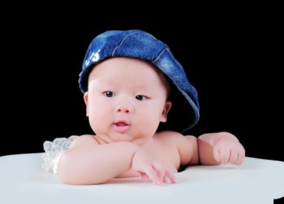 夏天寶寶間擦疹怎么辦 寶寶間擦疹預防方法