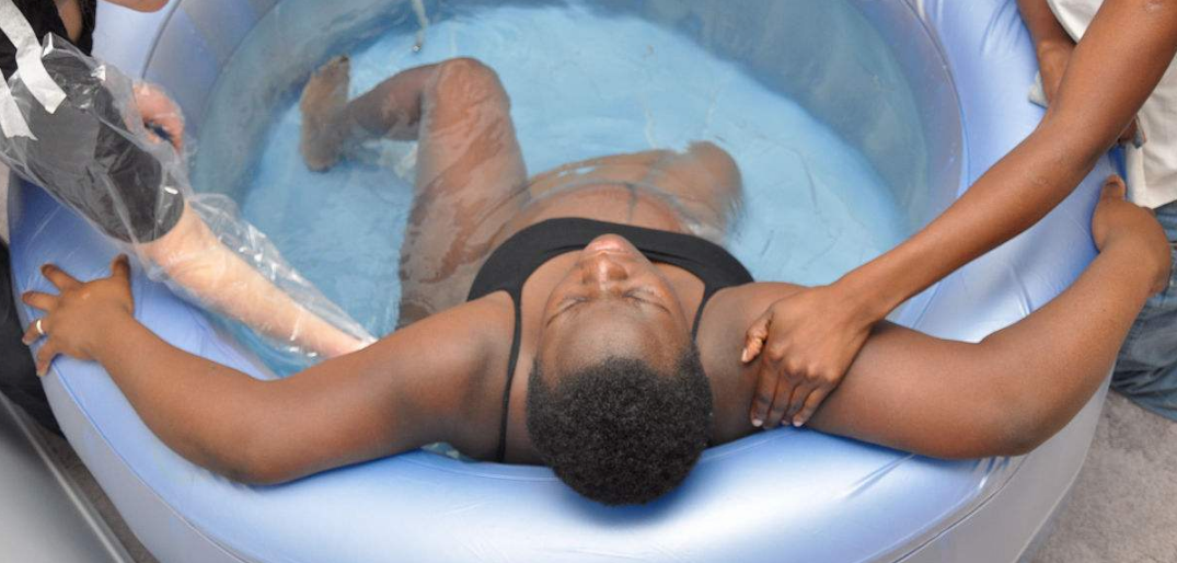 水中分娩需要多長時間 水中分娩后有什么感覺