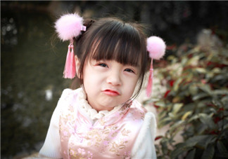 陪孩子時(shí)間太少的心情說說 感慨不能陪孩子的心情短語