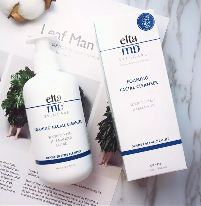 皮膚外油內(nèi)干用什么潔面產(chǎn)品比較好 適合外油內(nèi)干皮膚洗面奶推薦2018