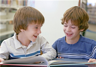 孩子不愿意閱讀怎么辦 給孩子創(chuàng)造一個(gè)適合閱讀的氛圍 孩子不愿意閱讀怎么辦 給孩子創(chuàng)造一個(gè)適合閱讀的氛圍