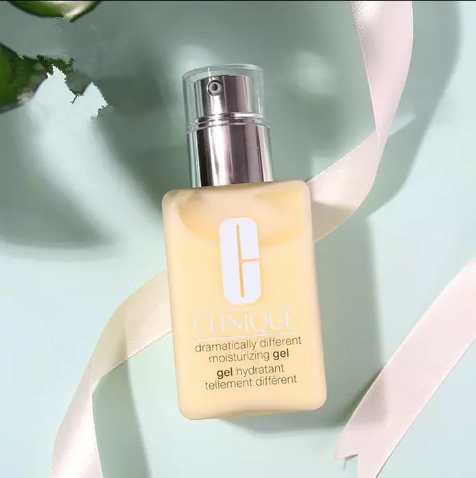 皮膚外油內(nèi)干用什么潔面產(chǎn)品比較好 適合外油內(nèi)干皮膚洗面奶推薦2018