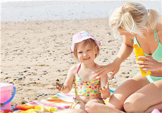 一個(gè)人帶孩子最難受的心情說說 恨不得三頭六臂心累加心酸的句子