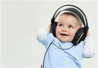 如何判斷寶寶是否有疝氣 造成疝氣的因素有哪些