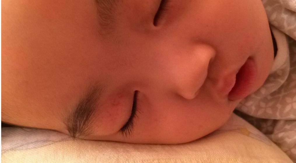 寶寶積食了怎么緩解好 寶寶積食按摩手法2018