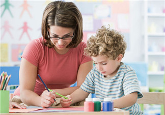 孩子不聽話家長怎么教育 不是用你的脾氣來震懾孩子