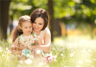 2-4歲的小孩怎么帶好 家長忽略了孩子的游戲心理