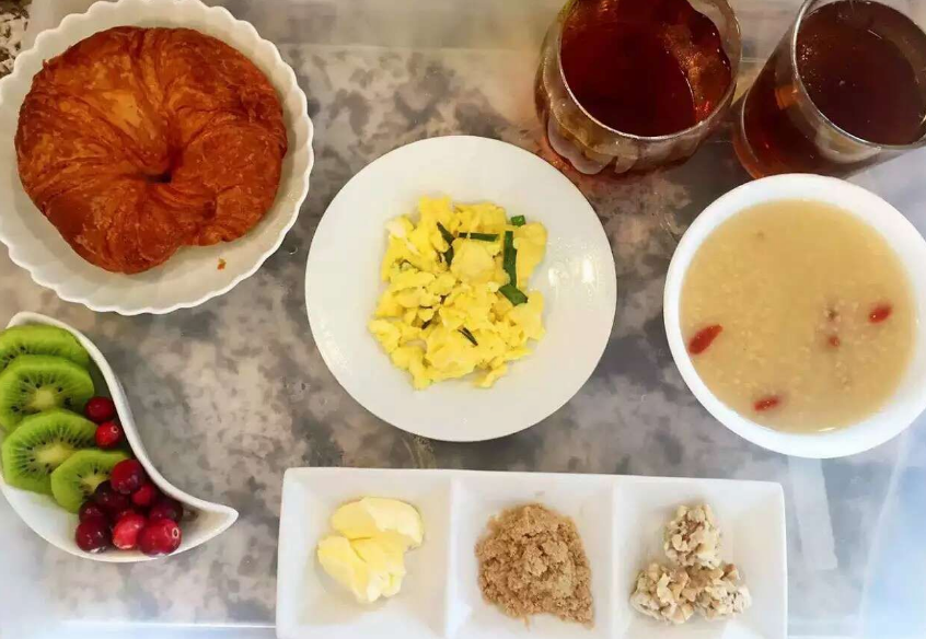 自然產與剖腹產產后飲食有什么不同 如何制定產婦的一日菜單