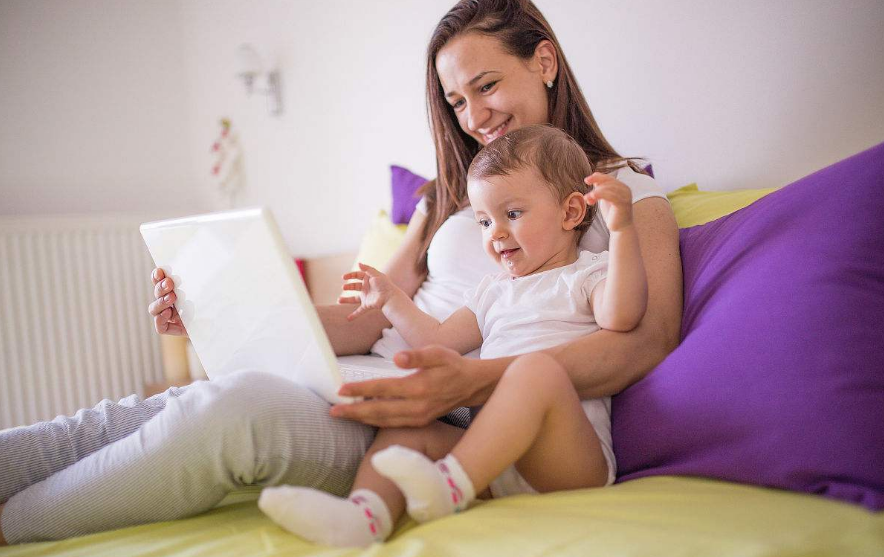 產(chǎn)后回歸職場(chǎng)還是做全職媽媽 ?成為全職媽媽好不好 產(chǎn)后回歸職場(chǎng)還是做全職媽媽 ?成為全職媽媽好不好