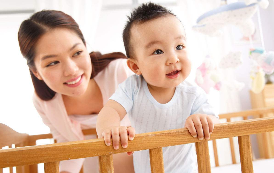 孩子喜歡吃手怎么制止 為什么孩子喜歡吃手2018