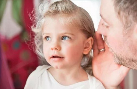 父母怎么與3歲孩子相處 立規(guī)矩前先讓孩子知道