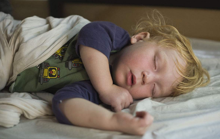 如何培養孩子有好的睡眠習慣 0-1歲寶寶睡眠習慣培養方法2018