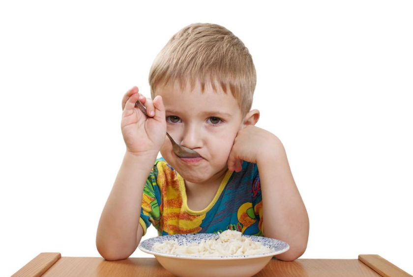 寶寶只吃奶不吃飯怎么辦 寶寶不吃飯是什么原因導致的2018 寶寶只吃奶不吃飯怎么辦 寶寶不吃飯是什么原因導致的2018