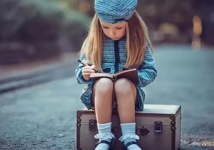 孩子吃母乳會性早熟嗎 孩子吃母乳性早熟是什么原因2018