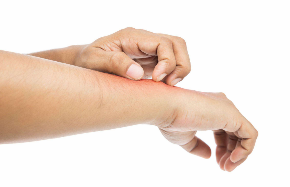 小豬佩奇紋身貼可以貼在身上嗎 寶寶貼小豬佩奇紋身貼會過敏嗎